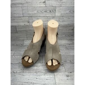Clarks Shoes Womens Size 8.5 Suede Cork Wedge Sandals Cushion Soft Collection‎